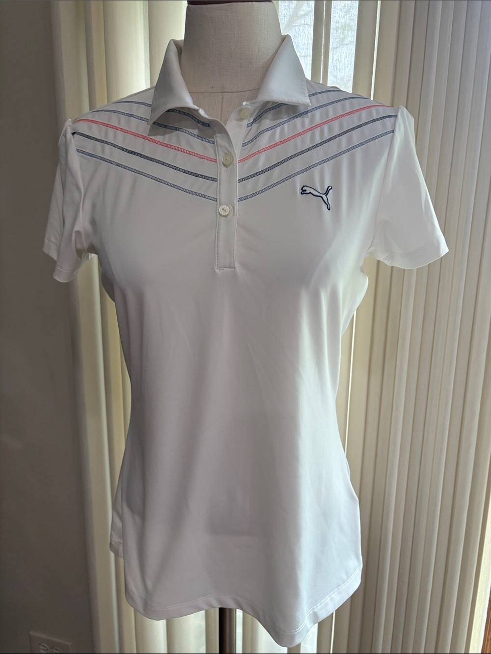 Puma golf Women's White Polo chevron embroidered stripe blue red dry cell Small